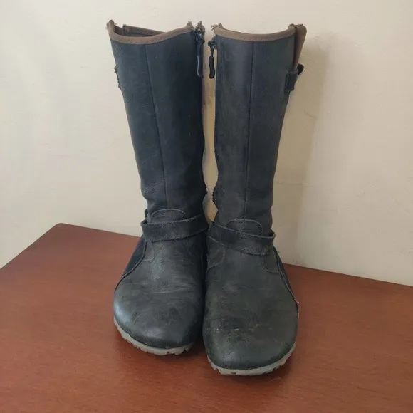 Merrell Women's Boots Calf Size 8 Black Soft Leather Strappy Zipper Close.