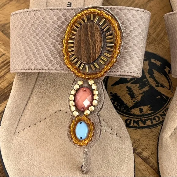 Mia Amore Berenice Jeweled Embellished Wedge Thong Sandals 10 M