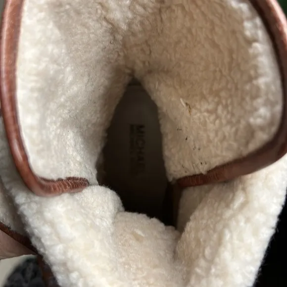 MICHAEL KORS BROWN CALF HIGH HEELED BOOT size 9