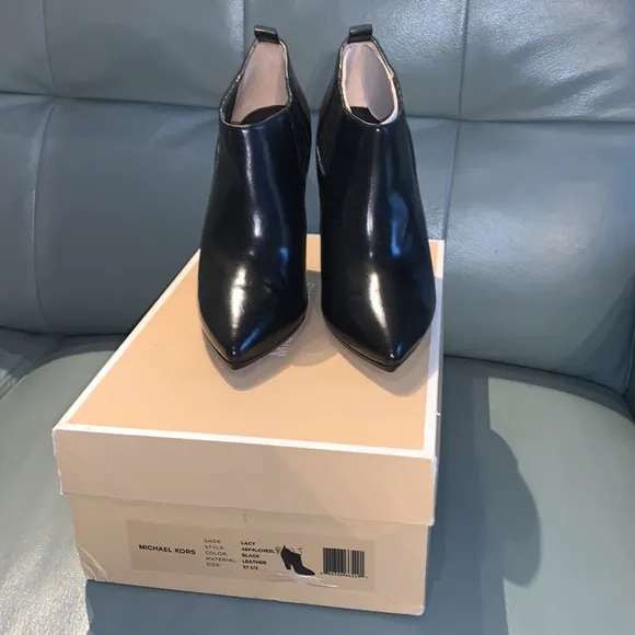 MICHAEL KORS® Collection -Black Lacy Pointed-toe Boots/Booties