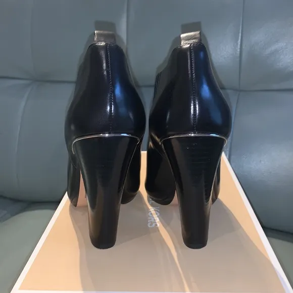 MICHAEL KORS® Collection -Black Lacy Pointed-toe Boots/Booties