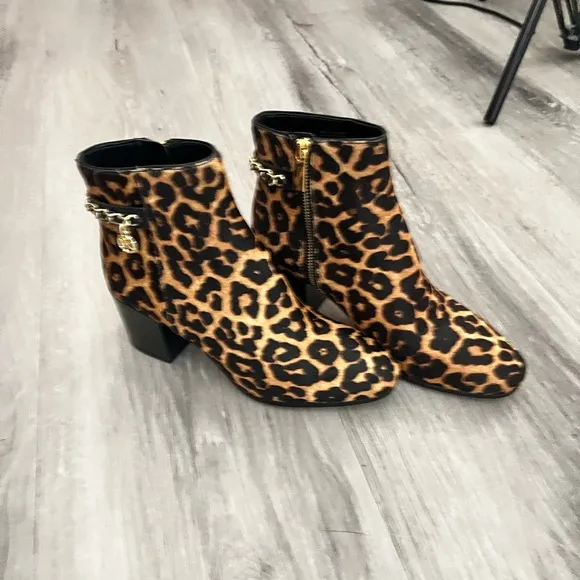Michael Kors Elsa Mid Bootie Cheetah. Hair-calf  ✨brand new✨ No box