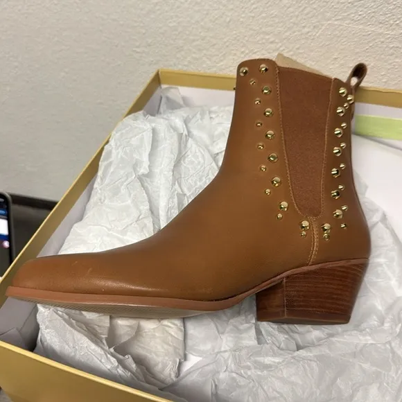 Michael Kors ‘Kinlee’ heeled boots