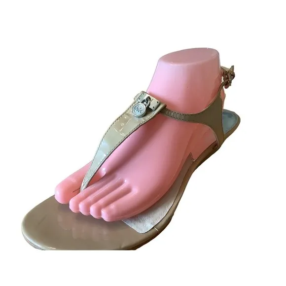 MICHAEL KORS LOCK CHARM TAN PATENT LEATHER THONG STYLE SLINGBACK SANDALS 10