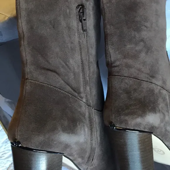 MICHAEL KORS SUEDE KNEE HIGH BOOTS NIB SIZE 10