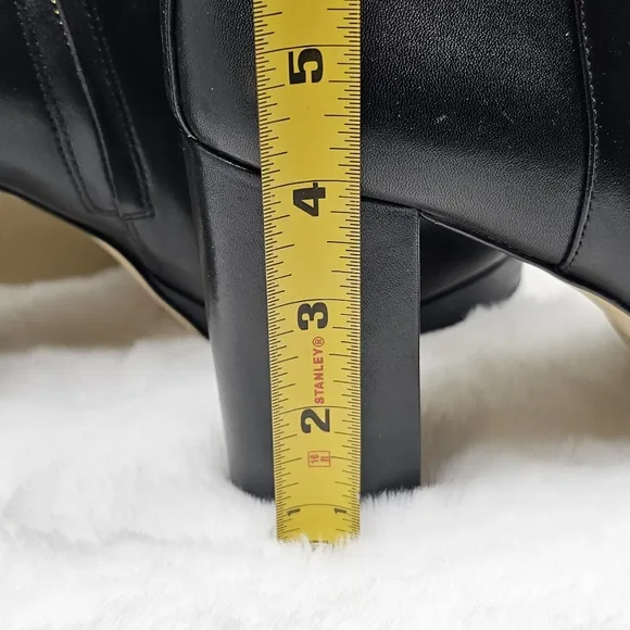 Michael Michael Kors Parker MK charm black heel boots  7.5