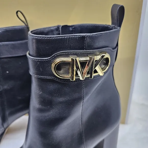 Michael Michael Kors Parker MK charm black heel boots  7.5