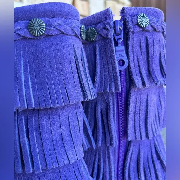 Minnetonka girls purple suede boots 3 layer fringe moccasin calf boots Sz-9. C