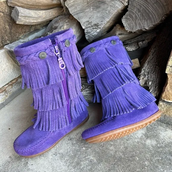 Minnetonka girls purple suede boots 3 layer fringe moccasin calf boots Sz-9. C