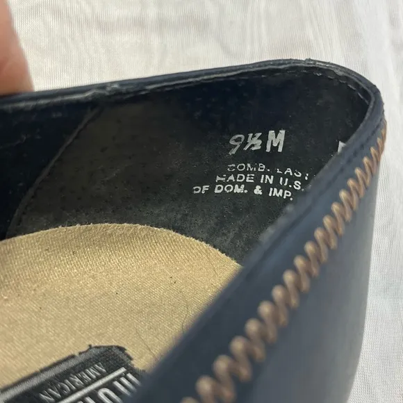 Munro American Lauren Kid Leather Loafers Slip On Shoes Low Heel Sz 9.5 Navy