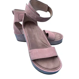 Naked Feet “Renzi” Women’s Blush Suede Wedge Comfort Sandals 9M