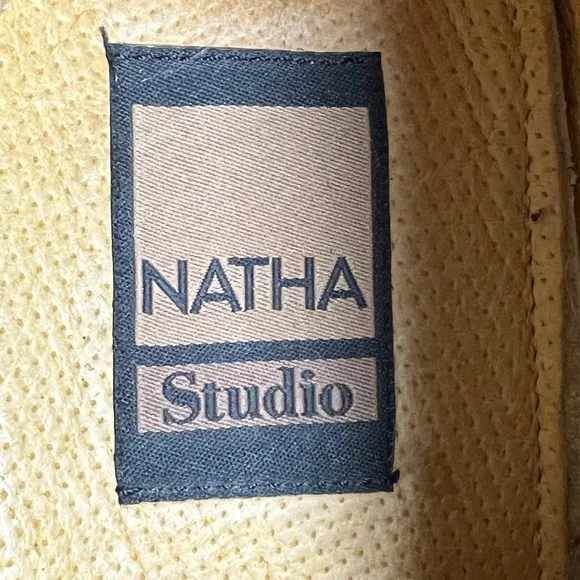 Natha Studio Brown loafers