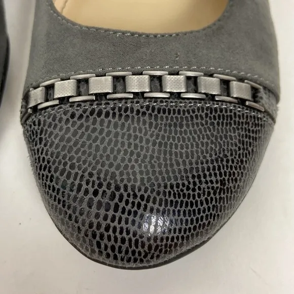 Naturalizer Hamley Gray Microsuede Lizard Print Closed Toe Loafer Flats