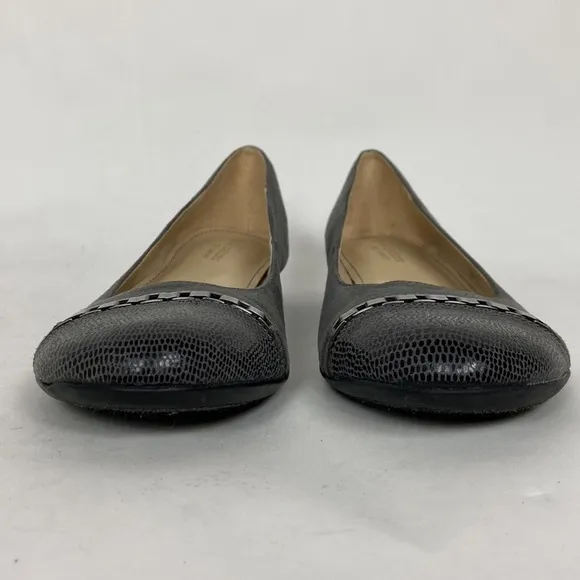Naturalizer Hamley Gray Microsuede Lizard Print Closed Toe Loafer Flats