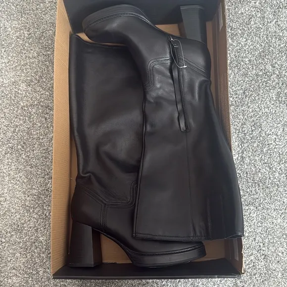 Naturalizer Ona Black Boots- 9.5 NWT