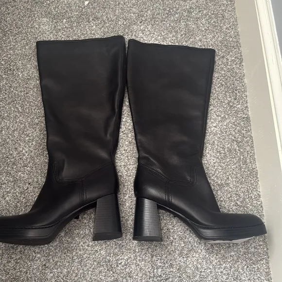 Naturalizer Ona Black Boots- 9.5 NWT