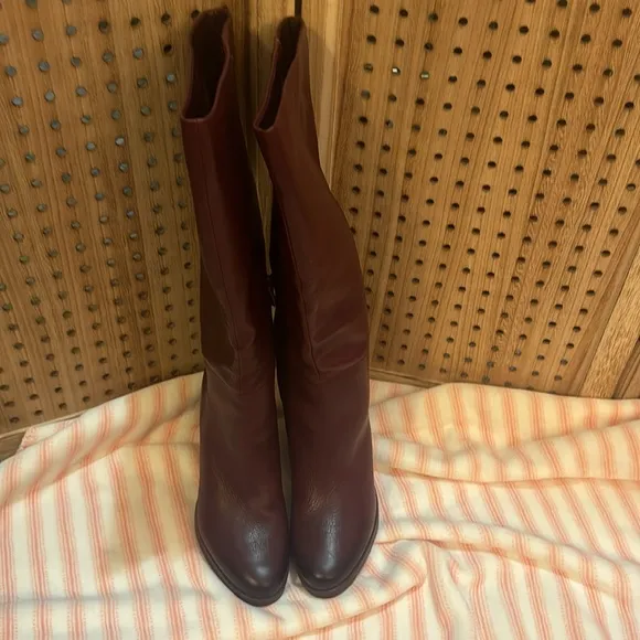 NATURALIZER  (WIDE CALF) Genn-Align High Shaft Boots WINE-BURGUNDY