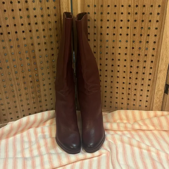 NATURALIZER  (WIDE CALF) Genn-Align High Shaft Boots WINE-BURGUNDY