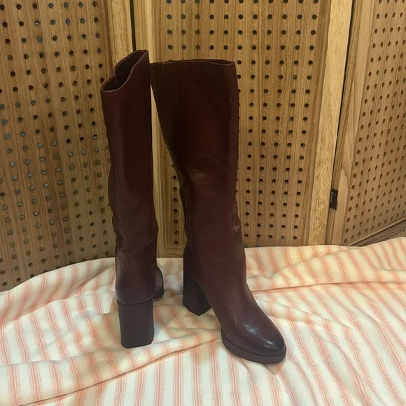 NATURALIZER  (WIDE CALF) Genn-Align High Shaft Boots WINE-BURGUNDY