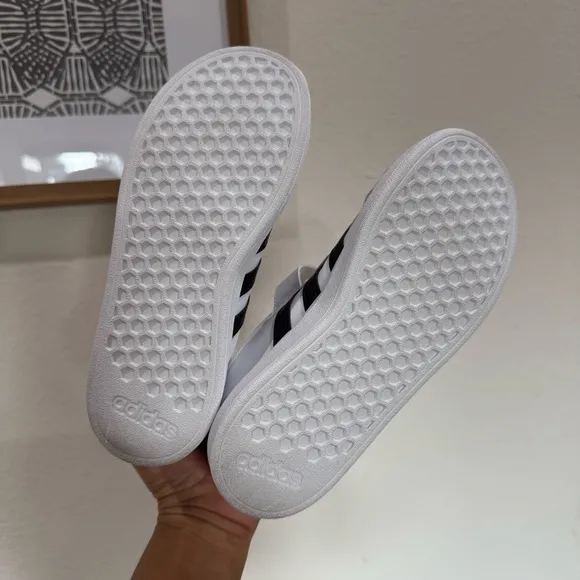 NEW Adidas Kids' Grand Court White and Black Sneakers