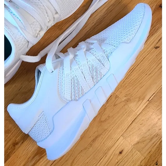 New Adidas Originals WOMEN'S EQT RACING ADVWomen White Size 7.5