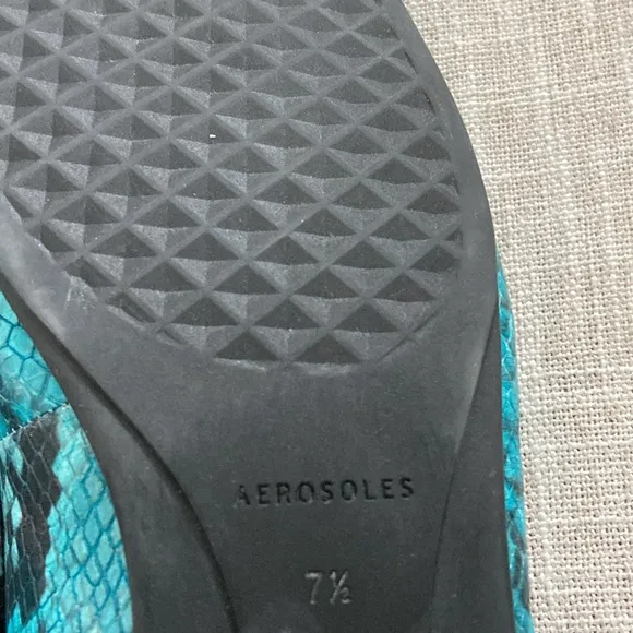 NEW Aerosoles -Catalina Blue Snake Print Ballet Flats