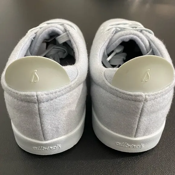 New Allbirds Limited Ed Wool Piper Sneakers 90s Retro Clarity Light Blue