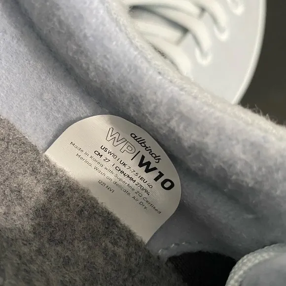 New Allbirds Limited Ed Wool Piper Sneakers 90s Retro Clarity Light Blue