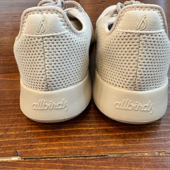 NEW ALLBIRDS TREE RUNNERS LIGHT TAN SHOES ATHLETIC SNEAKERS MENS SIZE 12