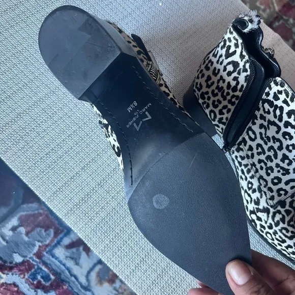 New ankle boots size 8.5 black and white animal print, CALF HAIR, see pictures