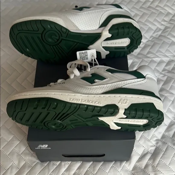 New Balance 550 White and Green Sneakers