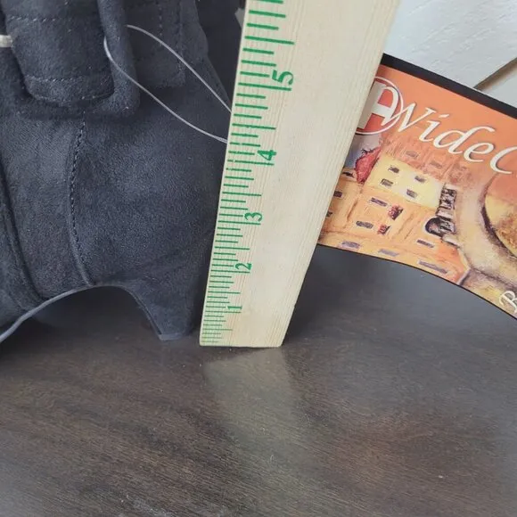 NEW Bella Vita Wide Calf  Womens 8M Troy iiplus Faux Suede Knee-High Boots 4CT