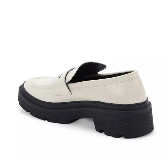 New Blondo Women's School Loafers white leather chunky Sole and heel size 9.5