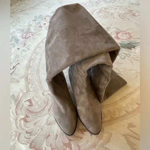 NEW BP Luke Over-the-Knee Boots - Size 7.5M TAUPE SUEDE