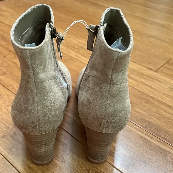 NEW BP NORDSTROM Wedge Suede Leather Taupe Bootie sz 9.5