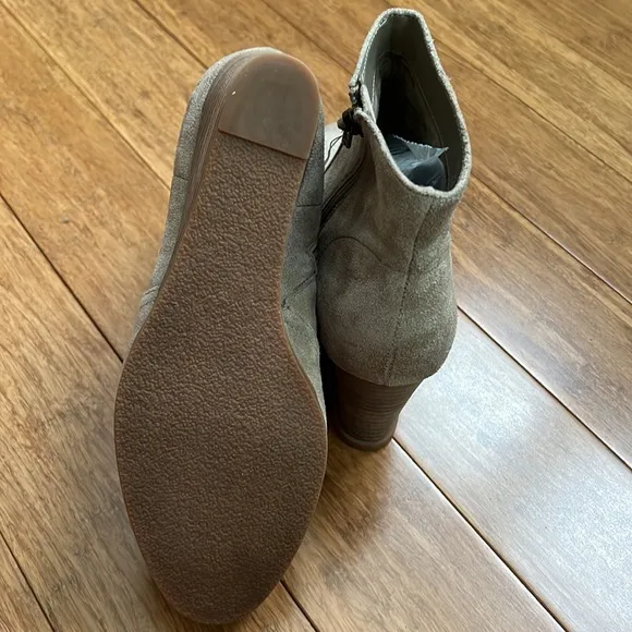NEW BP NORDSTROM Wedge Suede Leather Taupe Bootie sz 9.5