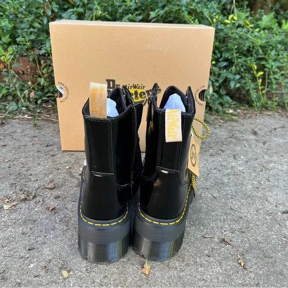 NEW Dr. Martens Vegan Jadon Max Platform Boots Size 10