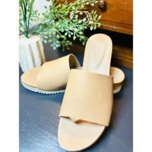 New Eileen Fisher Touch Leather Wide Strap Flatform Thong Sandal Brown Size 8