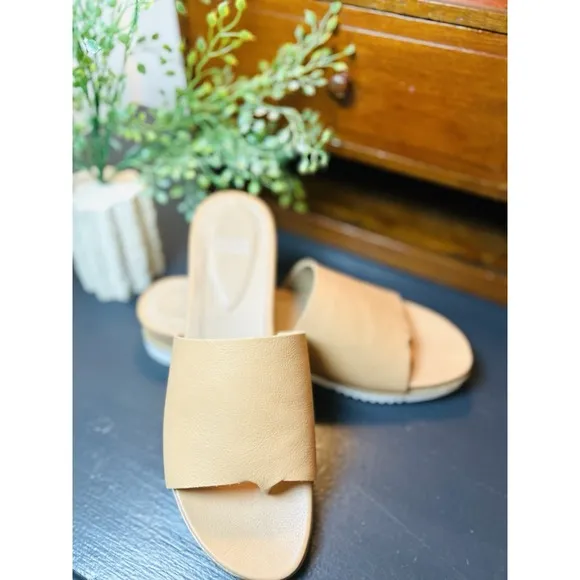New Eileen Fisher Touch Leather Wide Strap Flatform Thong Sandal Brown Size 8