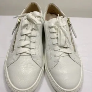 NEW FRANKIE4 Women's Billie Sneakers Size 7 Sneakers Low-Top Side Zip Round Toe
