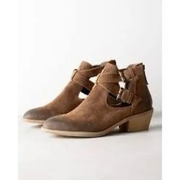 New Garnett Hill Mia Buckle Booties Stacked Heel Zip Almond Toe Brown 9.5