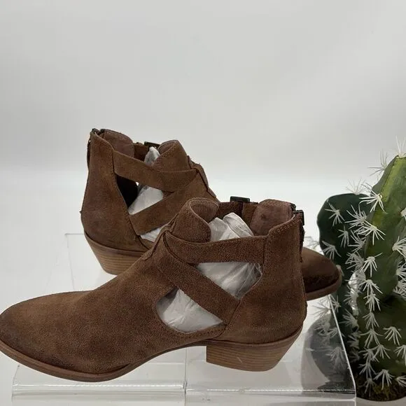 New Garnett Hill Mia Buckle Booties Stacked Heel Zip Almond Toe Brown 9.5