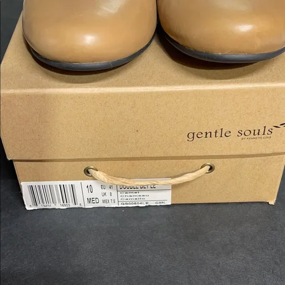 New in Box Gentle Souls Double Bet Soft Leather Flats Shoes w/ Expandable Strap