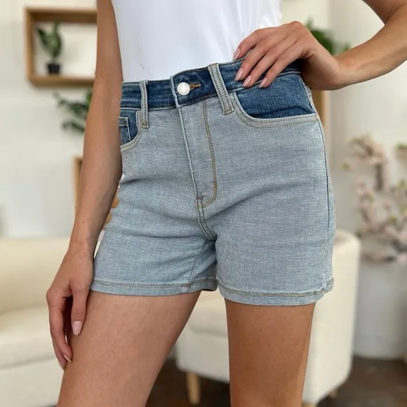 NEW Judy Blue PLUS   REG Size Beach Daze High Waisted Color Block Denim Shorts