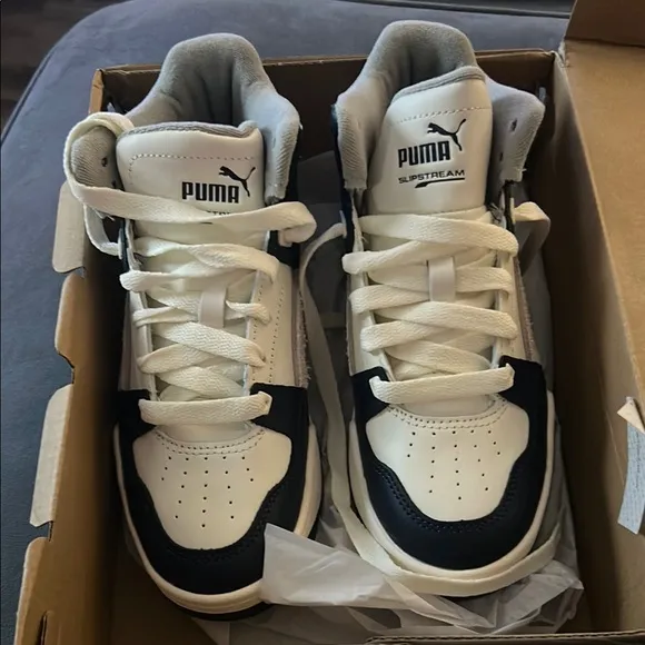 New Kid’s Puma Slipstream Black and White Sneakers