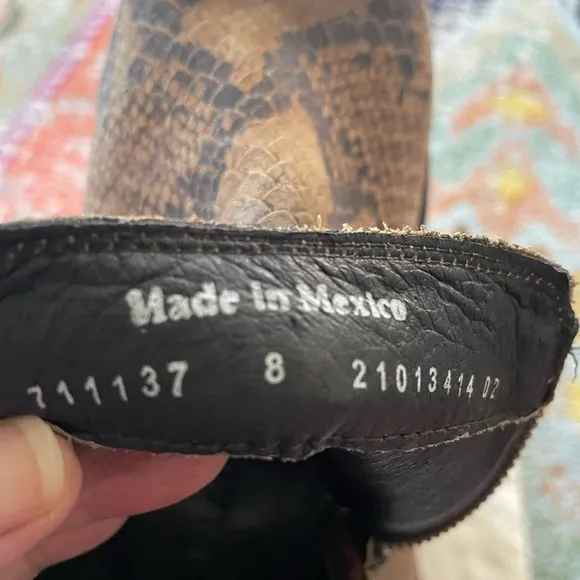 NEW LIBERTY BLACK Brown Ankle Boots with Snake Pattern Made in Mexico Never Worn