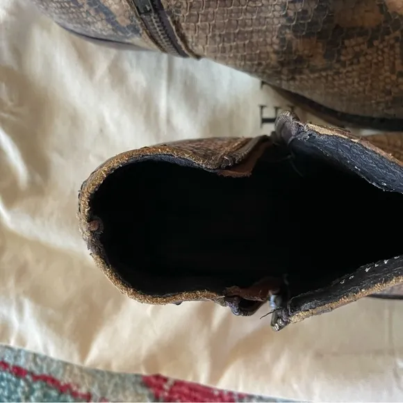 NEW LIBERTY BLACK Brown Ankle Boots with Snake Pattern Made in Mexico Never Worn