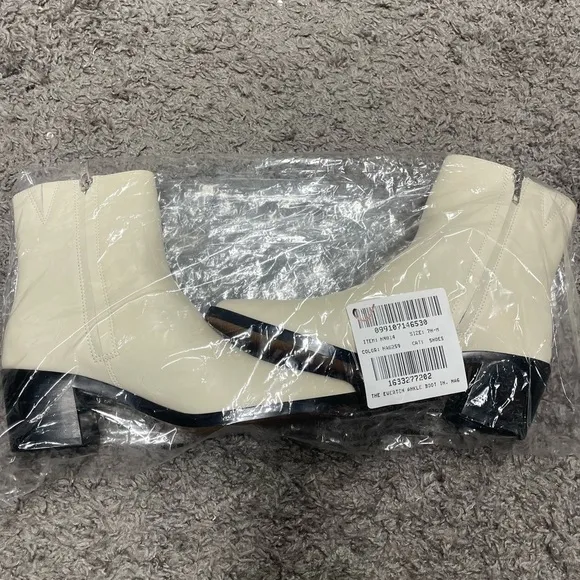 NEW Madewell The Darcy Ankle Boot NN014