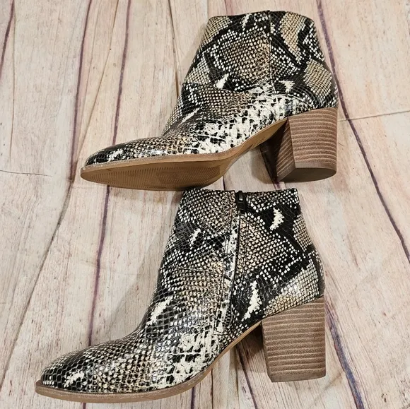 NEW Madewell | The Rosie Snake Leather Ankle Boots