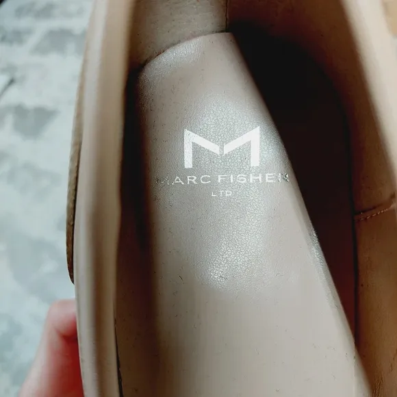 NEW Marc Fisher Latika Tan Leather Lug Sole Loafers i763